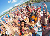 Catamaran party